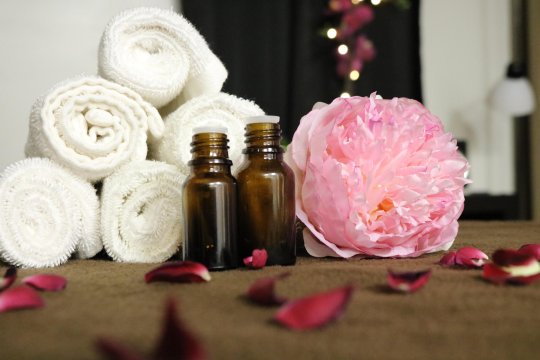 The Benefits of Regular Massage and the Powerful Effects of Pure Essential Oils Bulgaria, Health & Balance Bulgaria, Jasmine Drop Bulgaria
